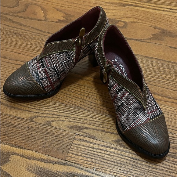 L'artiste Shoes - L’Artiste Spring Step Shoes Women’s 36 Palagia Cap Toe Heels Artsy Preppy Office